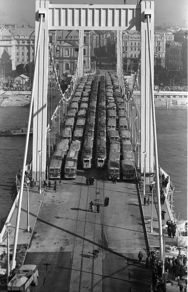 Взгляд со стороны: как люди разных профессий делают свою работу