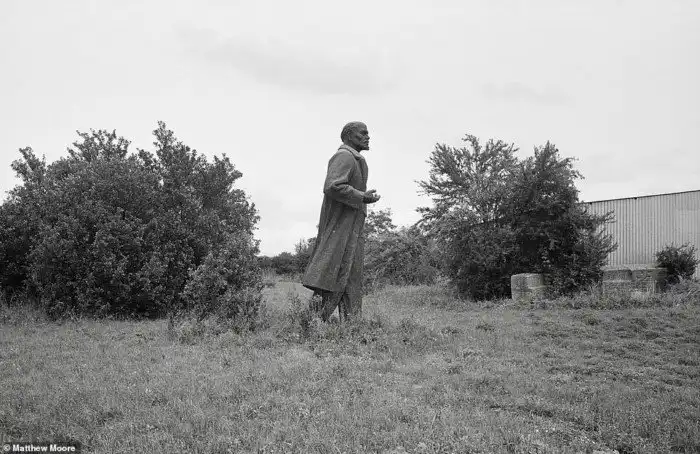 Забытые статуи советских вождей