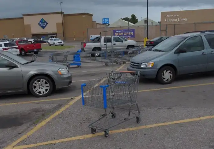 13 людей, которые живут в обществе, а не в хлеву, но ведут себя как настоящие свиньи