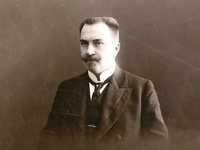 Мазь Вишневского – народное средство и его создатель