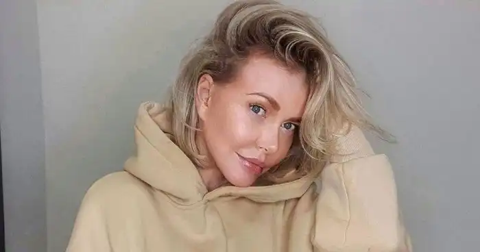 Российские звезды, которые отважились рассказать о сексуальном насилии в их детстве