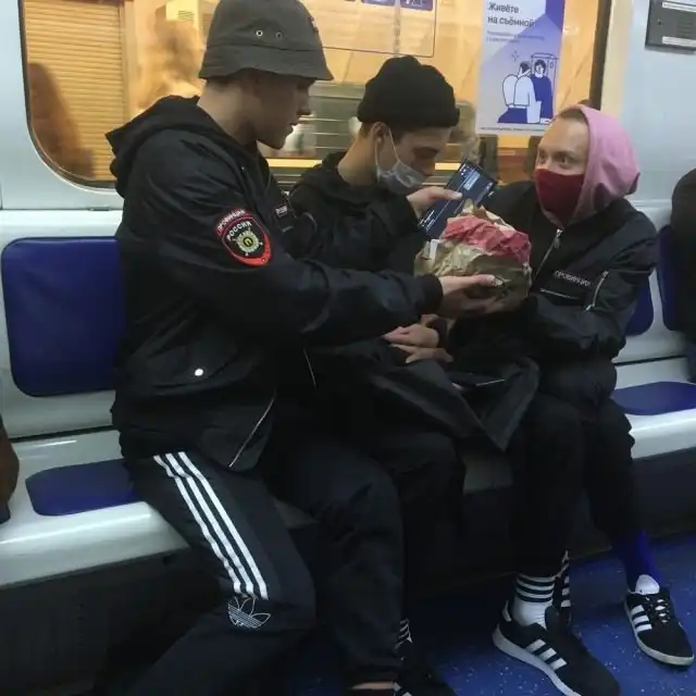 Модники и чудаки из метрополитена