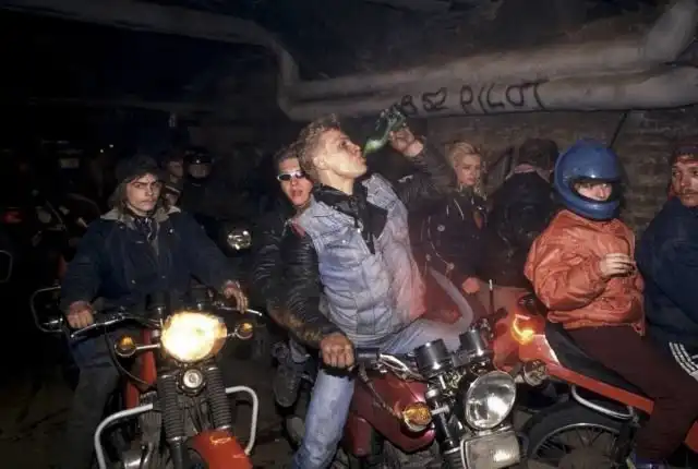 Архивные снимки из 90-х