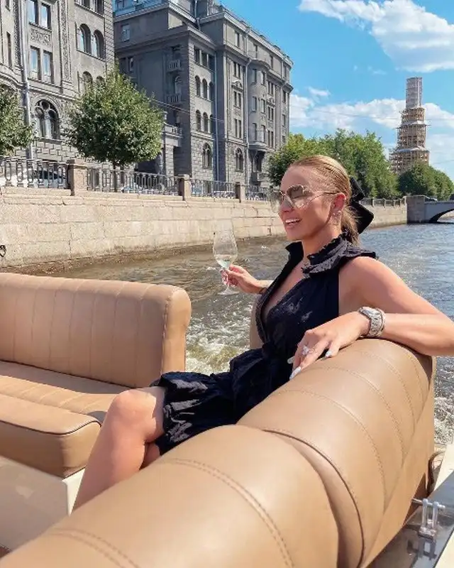 Певица Анна Дзюба ушла из Artik & Asti, чтобы делать сольную карьеру