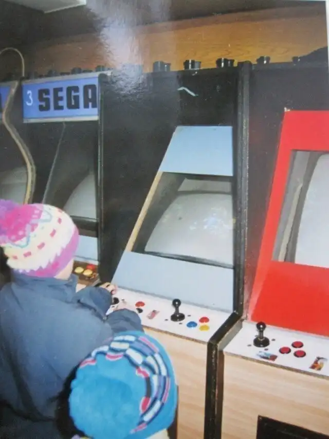 Привет из 90-х