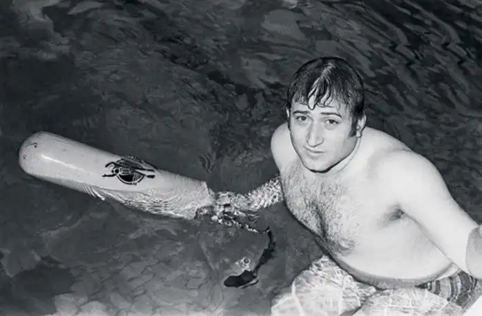 Дважды забытый подвиг: как сейчас живет Шаварш Карапетян, спасший несколько десятков жизней