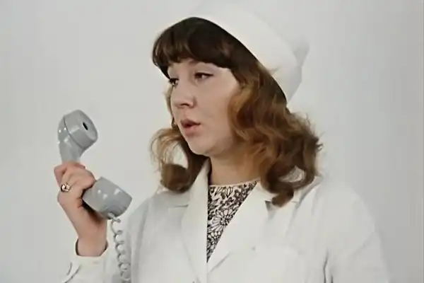 Вы знаете, что эта упитанная ироничная женщина из "Иван Васильевич меняет профессию" - дочь известного актёра?