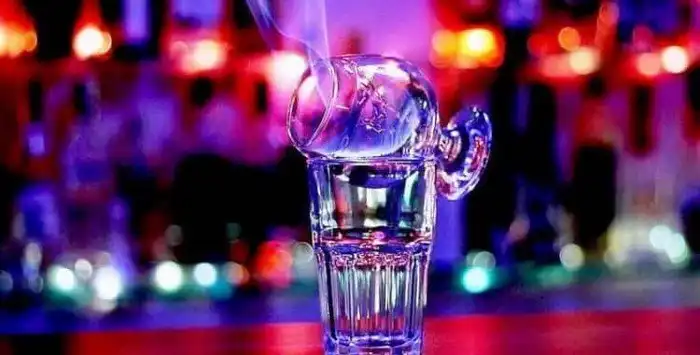 Самбука - напиток, который нужно уметь пить (18+)