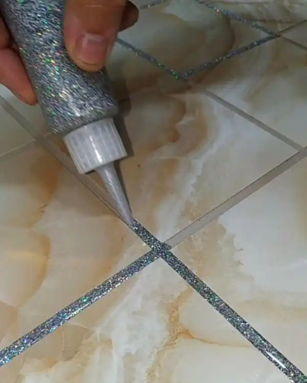 Подборка максимально бесполезных и странных лайфхаков