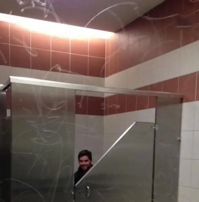 Когда дизайнер явно выбрал не ту профессию