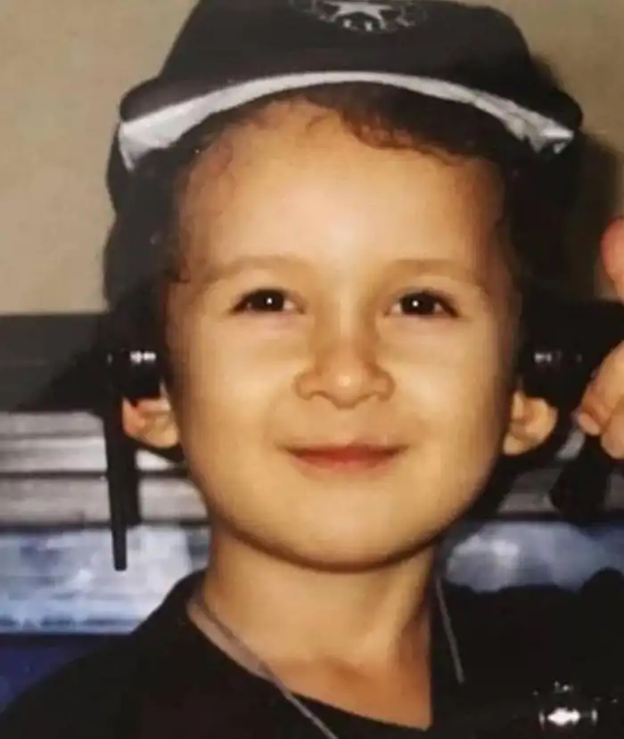 Как в 90-е и 2000-е выглядели отечественные звезды. Спойлер: некоторые зазвездились и забыли, с чего начинали