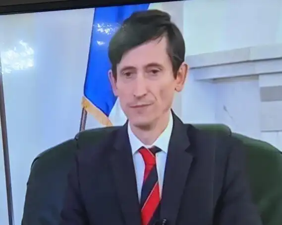 15 запутанных кадров, пытаясь разобраться в которых и сам черт ногу сломит