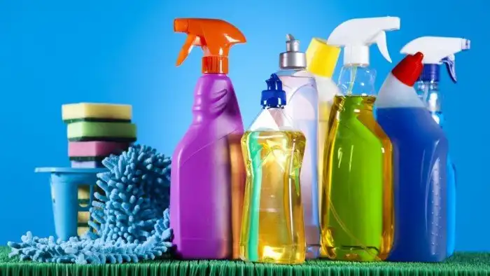Повседневные ошибки: как использовать бытовую химию и не испортить вещи