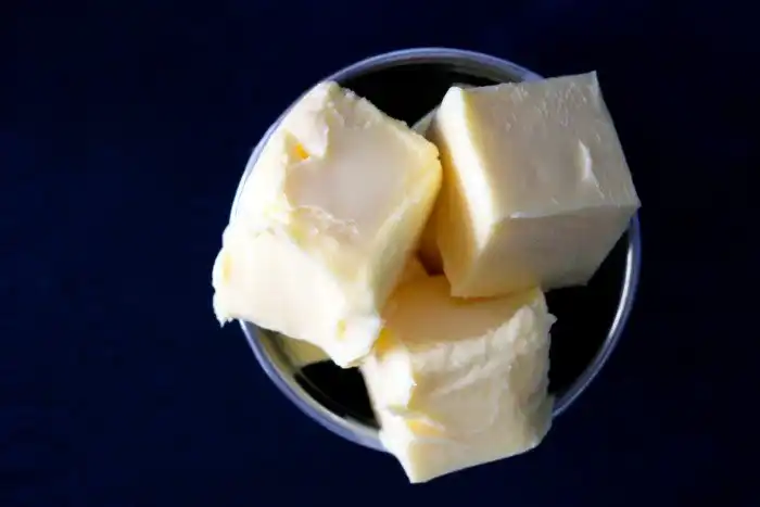 Полезные свойства сливочного масла: почему его нужно включить в свой рацион?