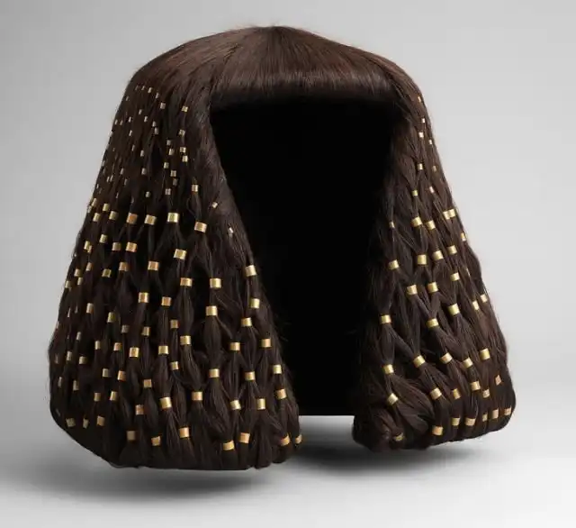 Удивительные и редкие музейные экспонаты