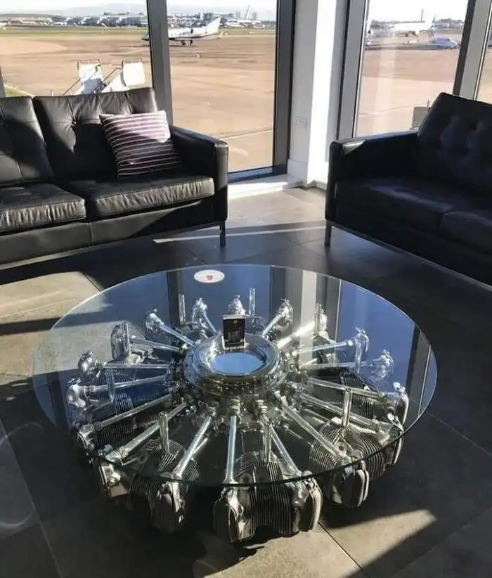 Столики или арт-объекты?