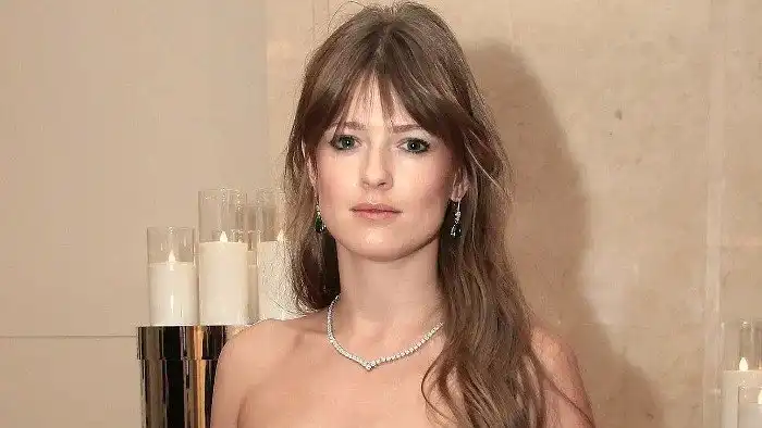 Знаменитые и бездарные: 7 бездарных актрис современного российского кино