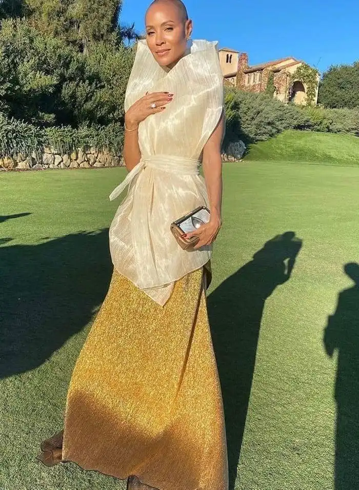 30 ужасных платьев, на которые не взглянешь без слёз