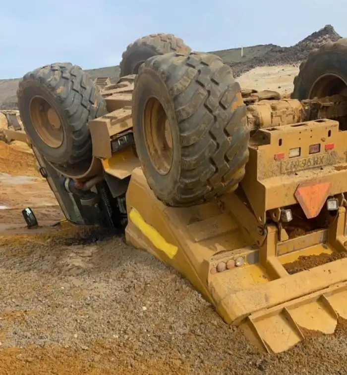 Люди, которые так накосячили в свой первый день на работе, что захотели сквозь землю провалиться