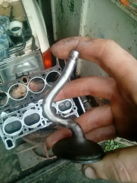 Типичный автослесарь, или убойные кадры из российских СТО