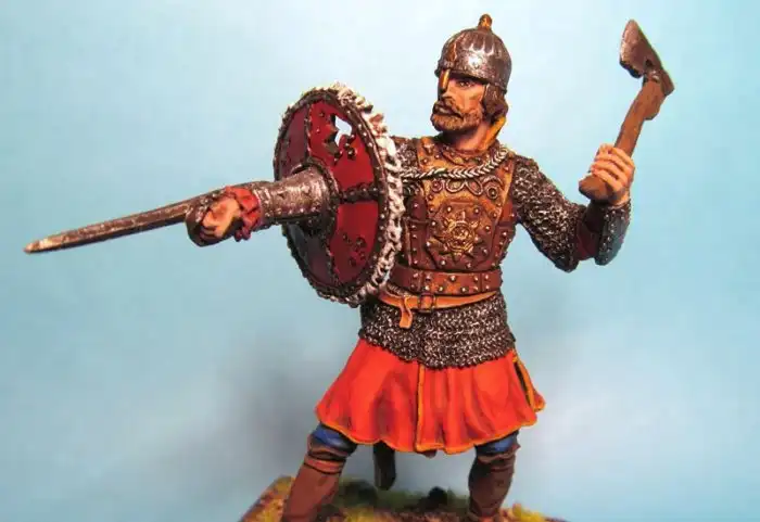 Тарч – впечатляющее и поразительно неэффективное оружие Средневековой Руси