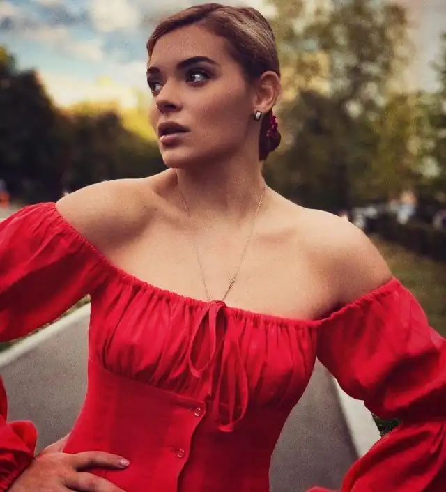 Аделина Сотникова - звезда фигурного катания, которая так и не вернулась на лед после побед