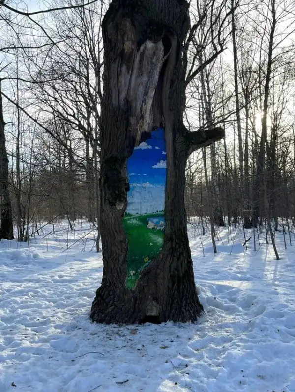 Настоящему художнику холст не нужен