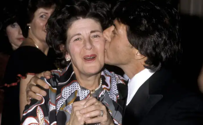 Сексист Хоффман и культовая «Тутси»: как создавалась легендарная комедия 80-х?