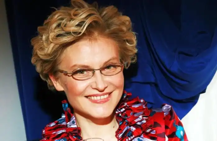 Позор на центральном канале: Елена Малышева - врач или шарлатан? Как сами врачи относятся к ней и её шоу?
