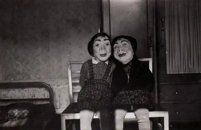 Подборка странных и пугающих фотографий