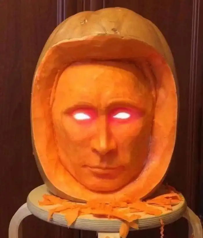 По-настоящему страшные тыквы и образы, которые пугают
