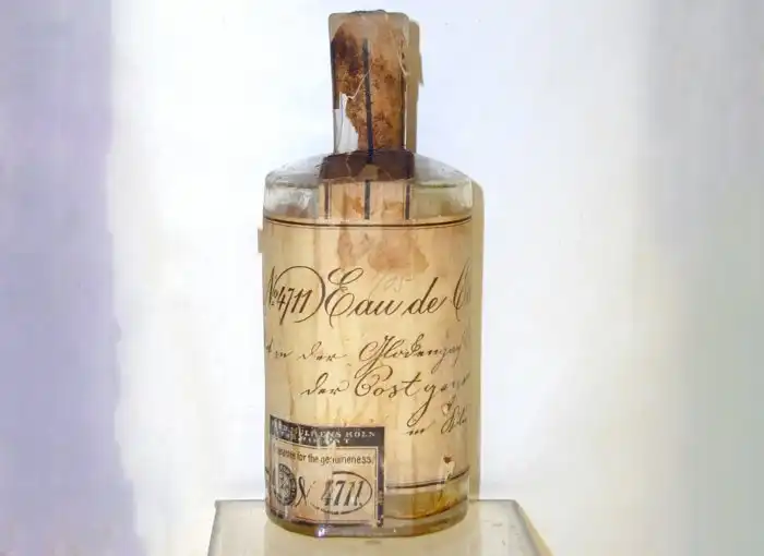 Почему Тройной одеколон так называли?