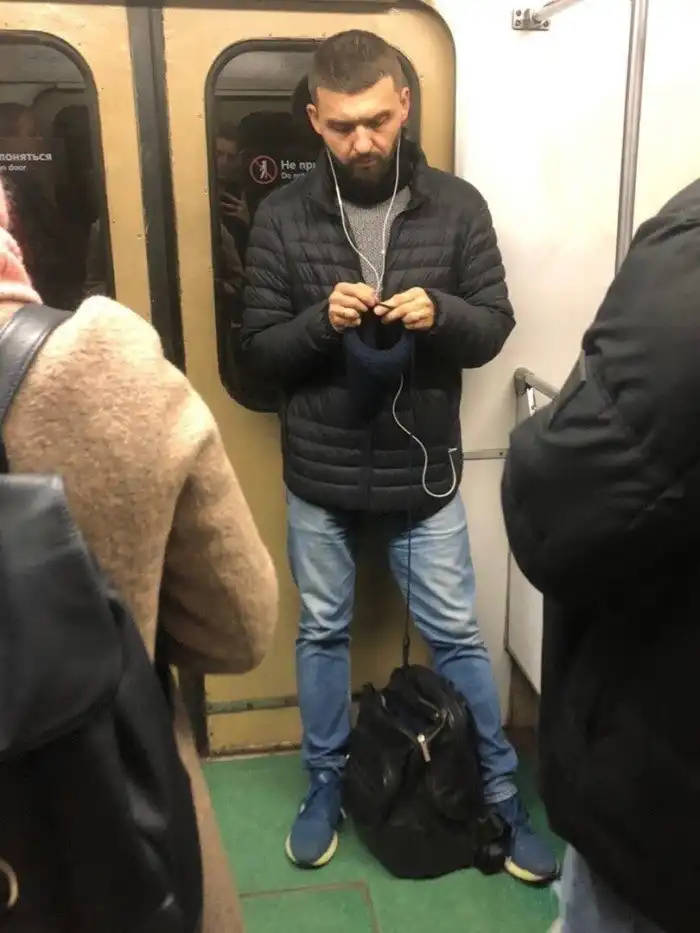 Дело было в подземке: нетипичные ситуации в метро двух столиц