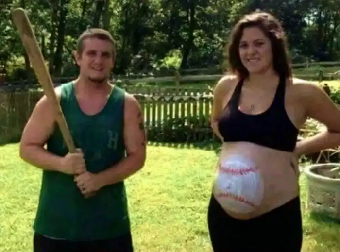 Матери стареют, отцы стабильны. Как изменился возраст родителей за 250 тысяч лет