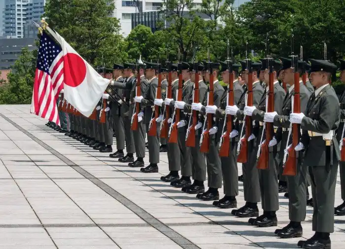 900 военных баз США по всему миру. В каких странах их больше всего?