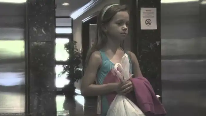 Восьмилетняя девочка исчезла в собственном доме: история пропавшей Николь