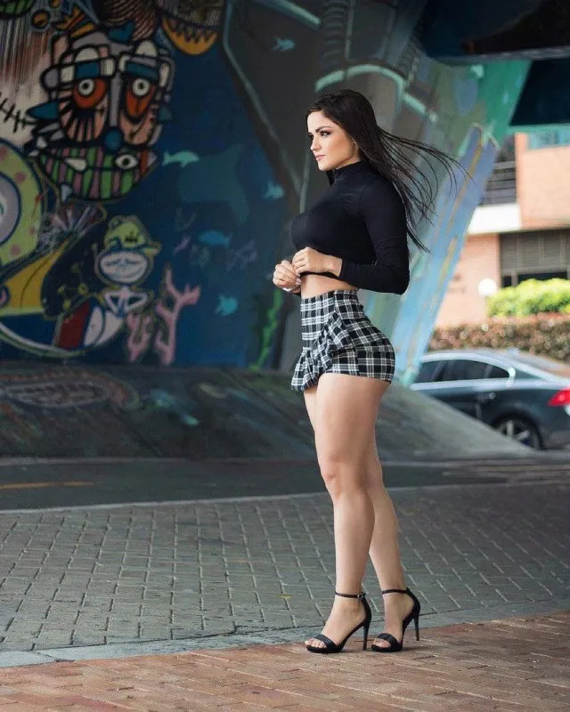 Прекрасная половина человечества