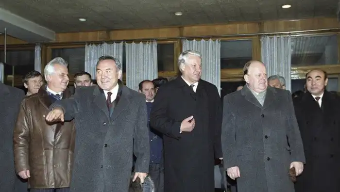 СНГ, не заменившее СССР.