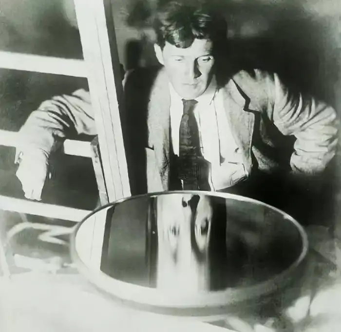 Накоенец-то пригодился: ядовитый жидкий телескоп середины 19 века