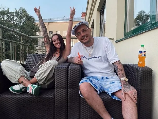 Рэпер Гуф объявил о разводе с танцовщицей Юлией Королевой