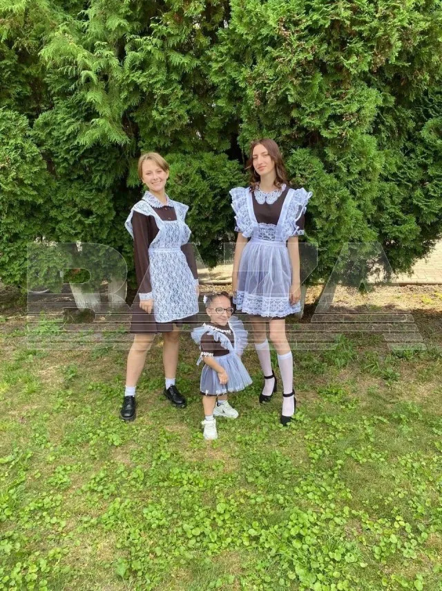 В Курской области окончила школу самая маленькая девушка России