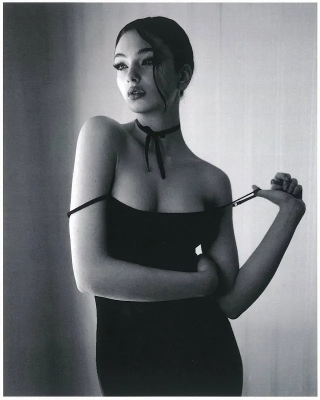 Откровенная фотосессия дочери Моники Беллуччи - Девы Кассель