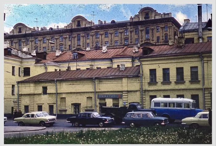 Москва тогда и сейчас: фотосравнения улиц прошлого с современными