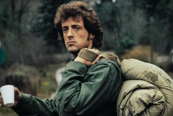 Киноляпы и абсурдные моменты в фильме "Рэмбо: Первая кровь", которые многие не заметили