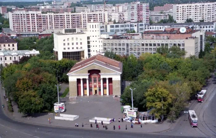 Омск в девяностые годы