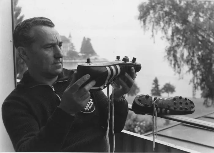 В 1943 году использовали труд советских военнопленных. Почему Adidas и Puma не любят вспоминать свое прошлое