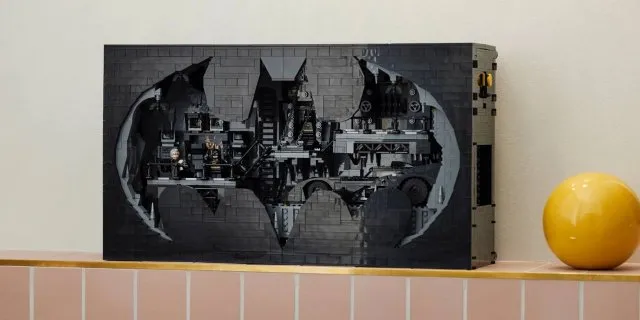 Набор Lego Batcave Shadowbox из 4000 деталей - секретная база Бэтмана