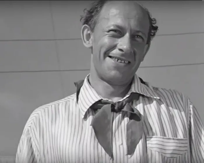 Как с возрастом меняется отношение к Косте Иночкину и товарищу Дынину⁠⁠