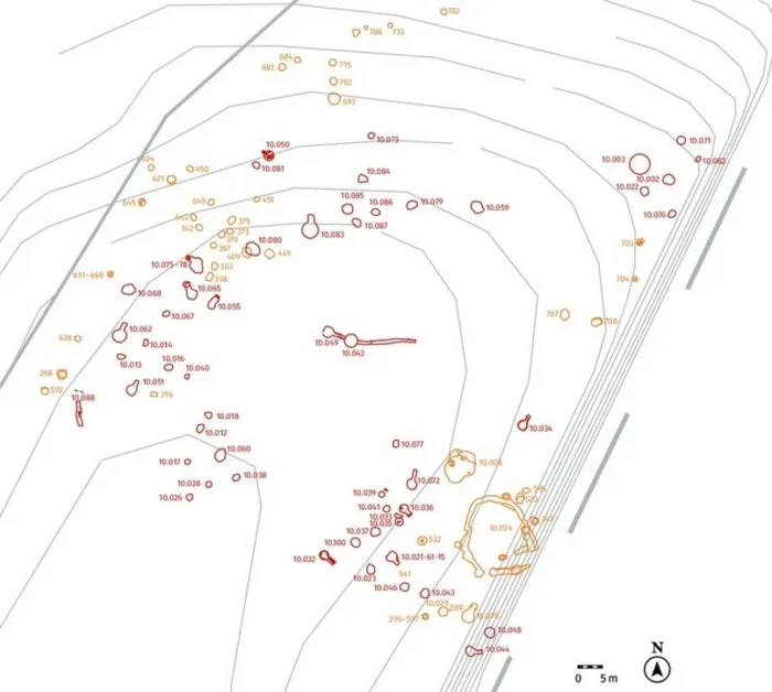 Загадка древнего хрустального кинжала