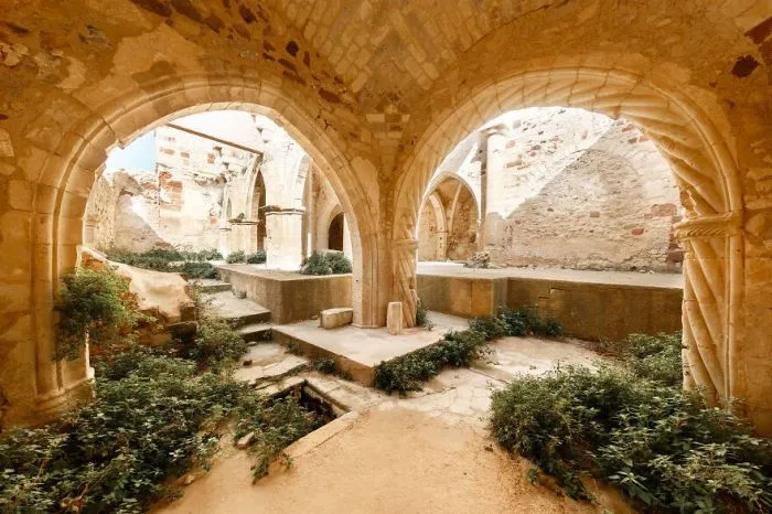 Жутко прекрасные заброшенные места Сардинии